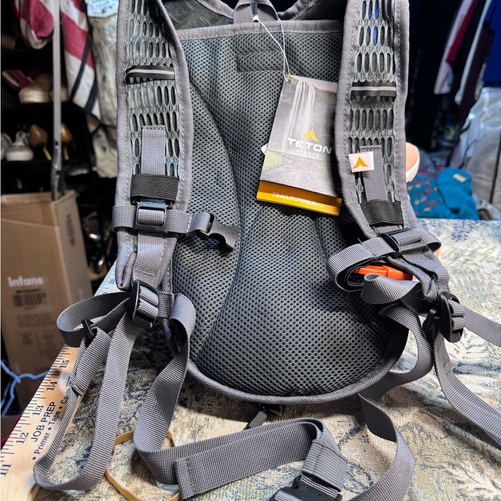 TETON Sports 2L Trailrunner 20 Adventure Hydration Pack Carrier Blue/Gray NWT - Picture 8 of 12